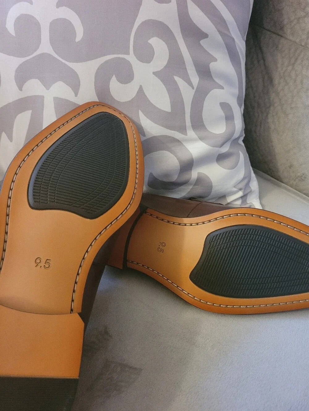 Gifensse Classic Brown Leather Men’s Penny Loafers